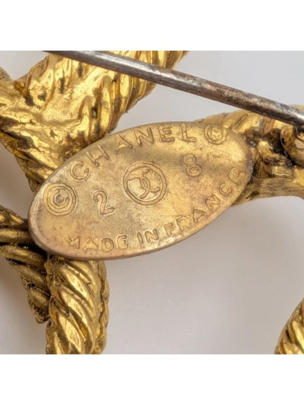 Chanel Brooch CC Logo Twisted Rope Sheer Clover Gold 28 Vintage